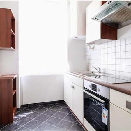 1 Bedroom Apartment Near Central Station Viena Exterior foto